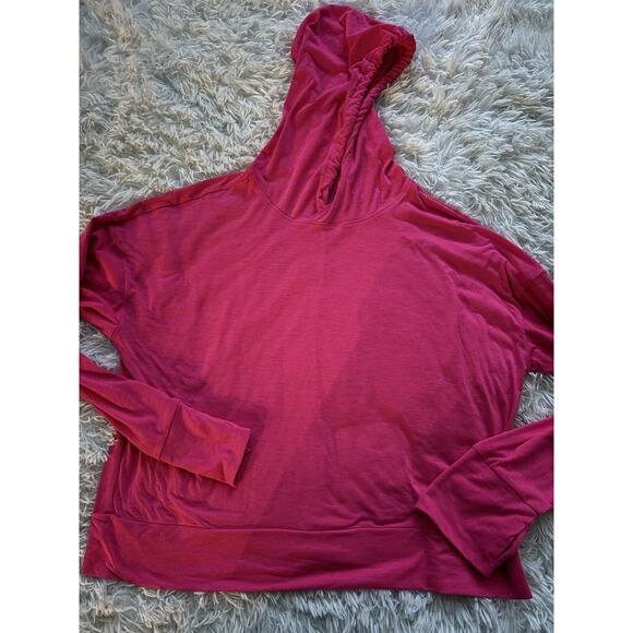 Gap Fit Women’s Sz. M Pink Pullover Hooded Activewear Top - Picture 1 of 5